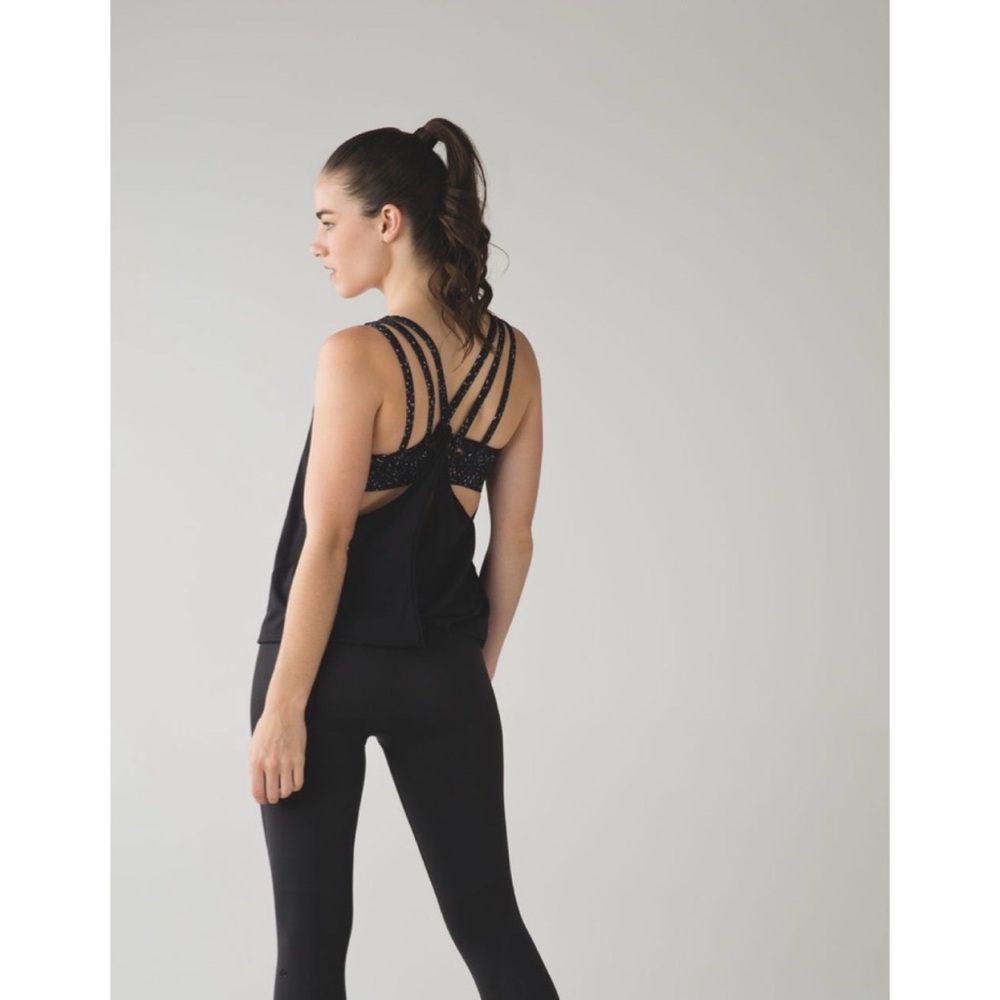 Lululemon Nouveau Limits Tank Black / Butterfly Texture Mink Berry Black 6